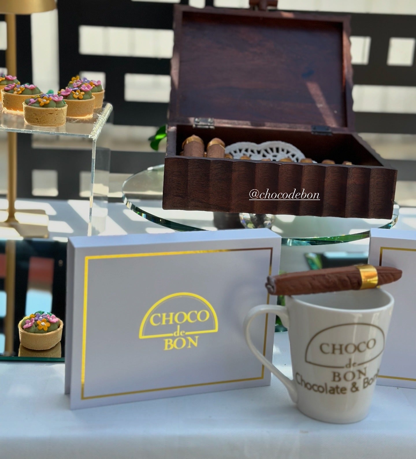 Chocolate cigar on top on choco de bon cup